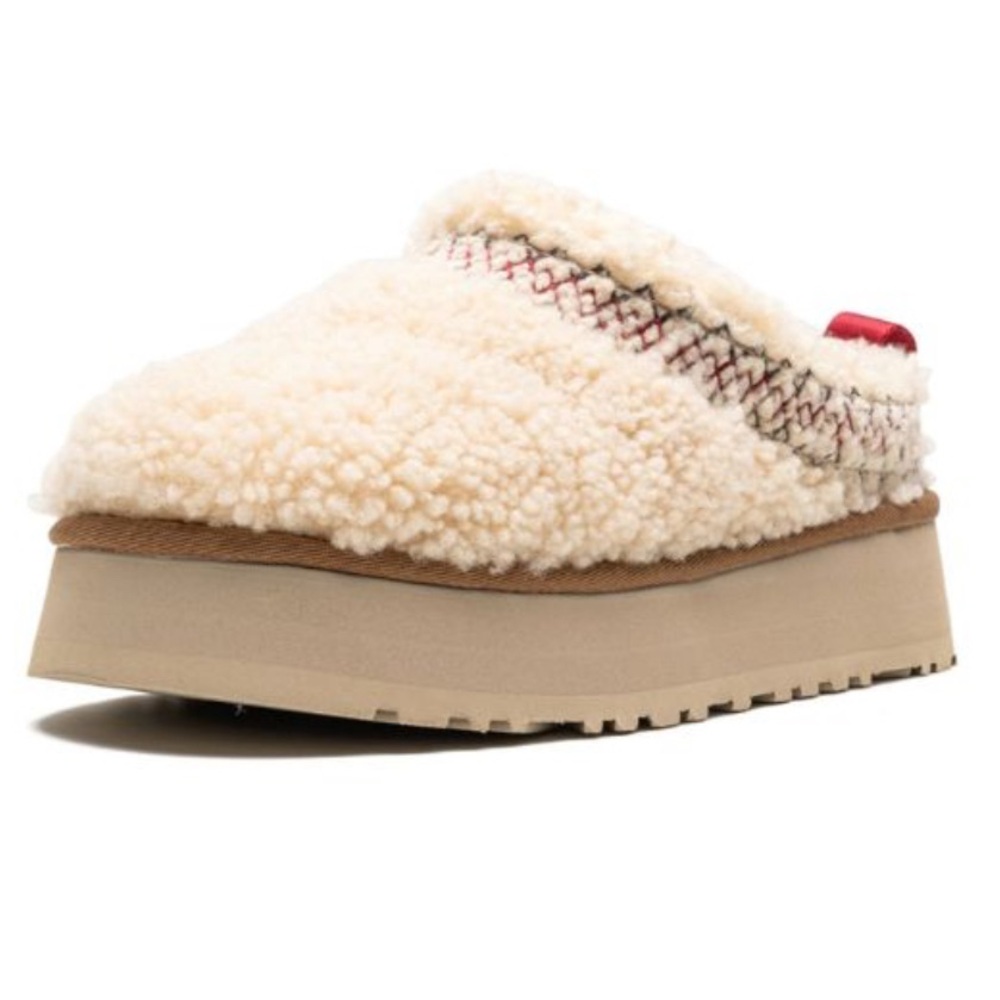 Authentic UGG Tazz Ugg Braid "Heritage Braid Natural" slippers.  SOLD OUT